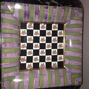 Mackenzie child's Torquay Dinner Charger plate